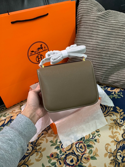 エルメス バッグ 激安背面デザイン